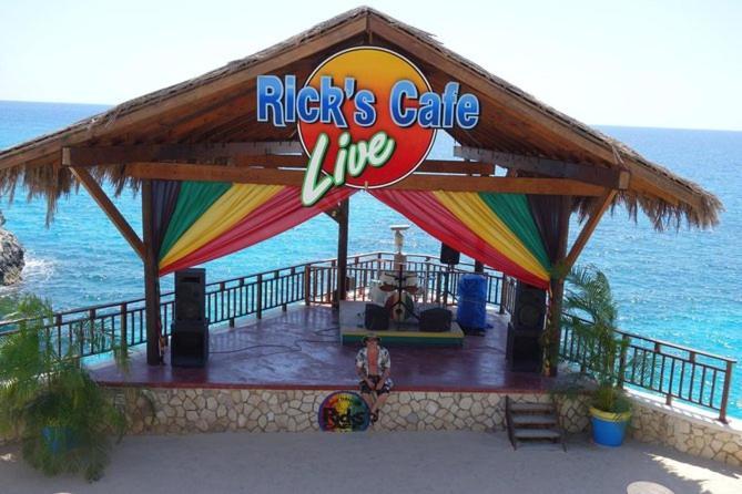 Seashore Vacation Home, Oceanpointe, Lucea, Jamaica Eksteriør bilde